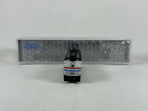 N Kato DCC Sound Equipped Amtrak Ph III F40PH #374 Brand New - Picture 7 of 10