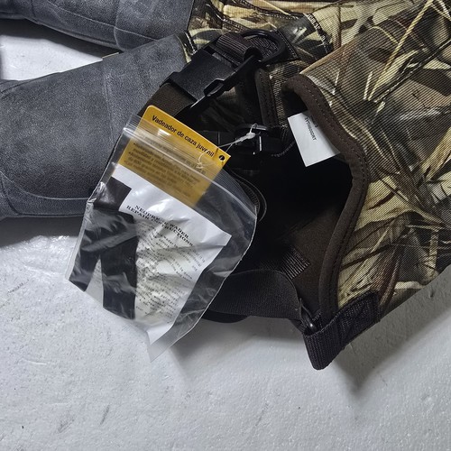 New Cabela's Wader Camo Sz 3 - Picture 7 of 12