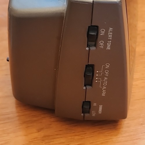 Radioshack Clock Radio With Weather Alert No 12-1627, Tested/Works. - Picture 5 of 9