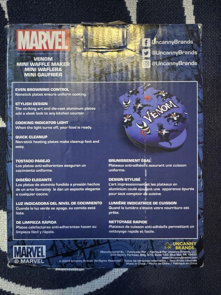 Mini gofrera Uncanny Brands película Marvel VENOM Eat The Universe nueva en caja Foto 3 de 4