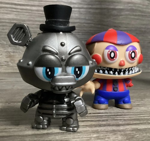 Lote de 2 Funko Mystery Mini FNAF Pesadilla Globo Niño Endoesqueleto Oso Freddy - Imagen 15 de 21