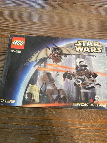 LEGO Ewok Attack Set 7139 Instructions