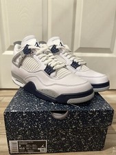 Size 9 - Jordan 4 Retro Midnight Navy