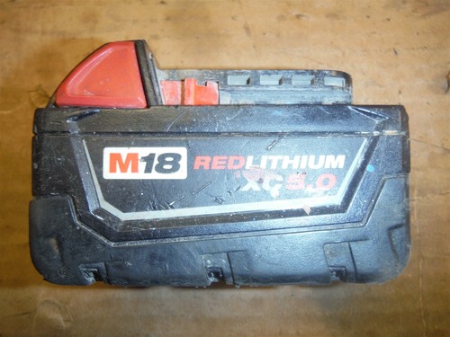 Milwaukee 2636-20 Double Cut Metal Shear 1- 5.0 AMP Battery + Charger *BW5 - Picture 4 of 5