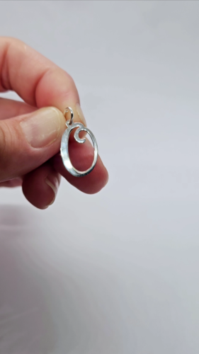 Ciondolo Alfabeto Ciondolo Argento Sterling 925 Iniziale Grande Scritta Lettera A - Z - Video 1 di 1