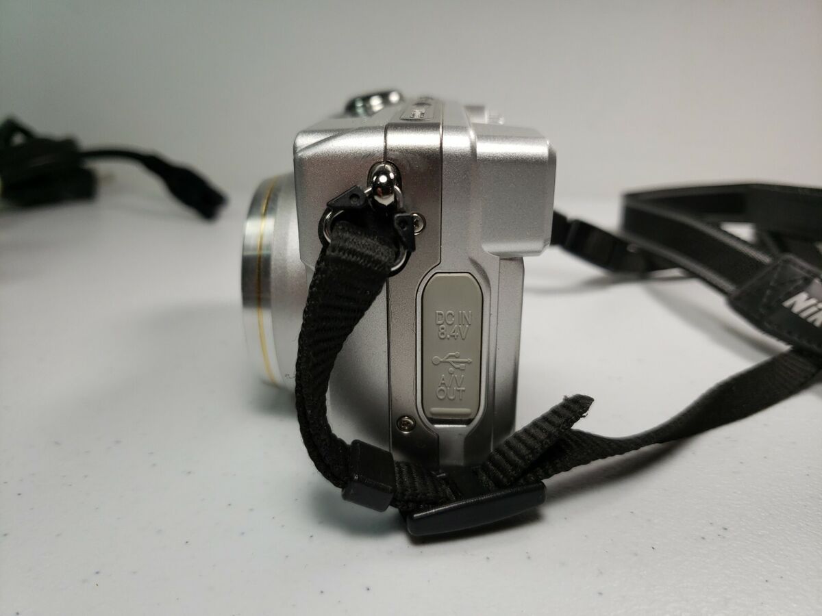 NIKON COOLPIX 4800 ED DIGITAL CAMERA w/Battery + Charger MH NIKON COOLPIX 4800 ED DIGITAL CAMERA w/Battery + Charger MH