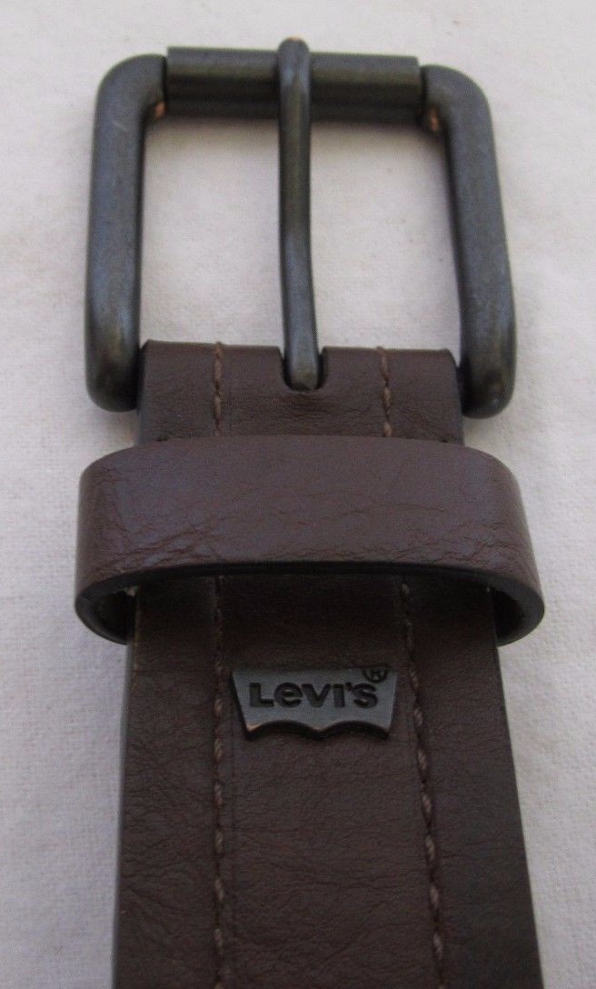 VG+ LEVI'S ATTRACTIVE & CASUAL LOOKING BROWN BELT MARKED SZ VG+ LEVI'S ATTRACTIVE & CASUAL LOOKING BROWN BELT MARKED SZ