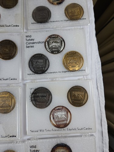 (12) Juegos de 3 medallas Wild Turkey National Federation, cada uno con 1 oz. Ronda de plata - Imagen 12 de 22