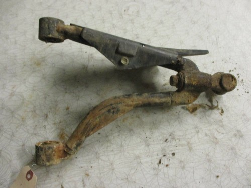 2000 Suzuki Quad Runner 500 Front Left Lower A-Arm 52420-09810 FF377 - Picture 4 of 5