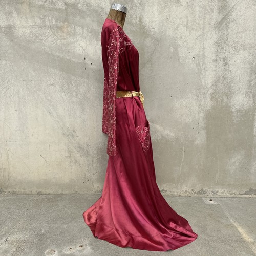 Vintage 1930s 1940s Red Wine Rayon Satin Robe Dress Heart Pocket Embroidered - Picture 10 of 11