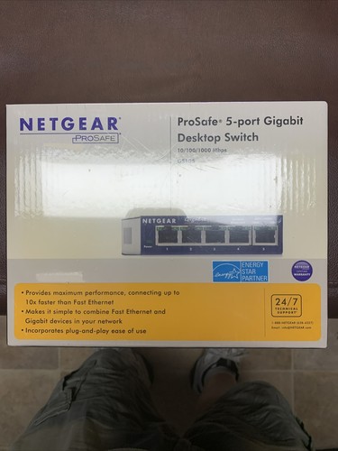 NETGEAR ProSafe GS105NA 5 Port Gigabit Desktop Switch - Picture 1 of 5