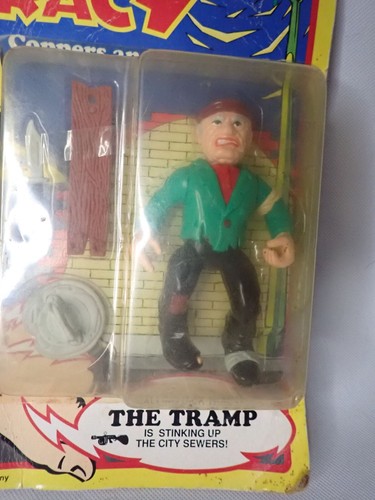 Dick Tracy Steve The Tramp Vintage Playmates Action Figure 1990 with Accessories - Picture 2 of 4