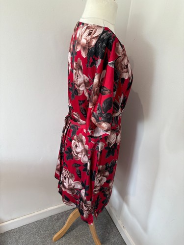 Pretty Yumi occasion dress, vgc, size 16 - Picture 7 of 12