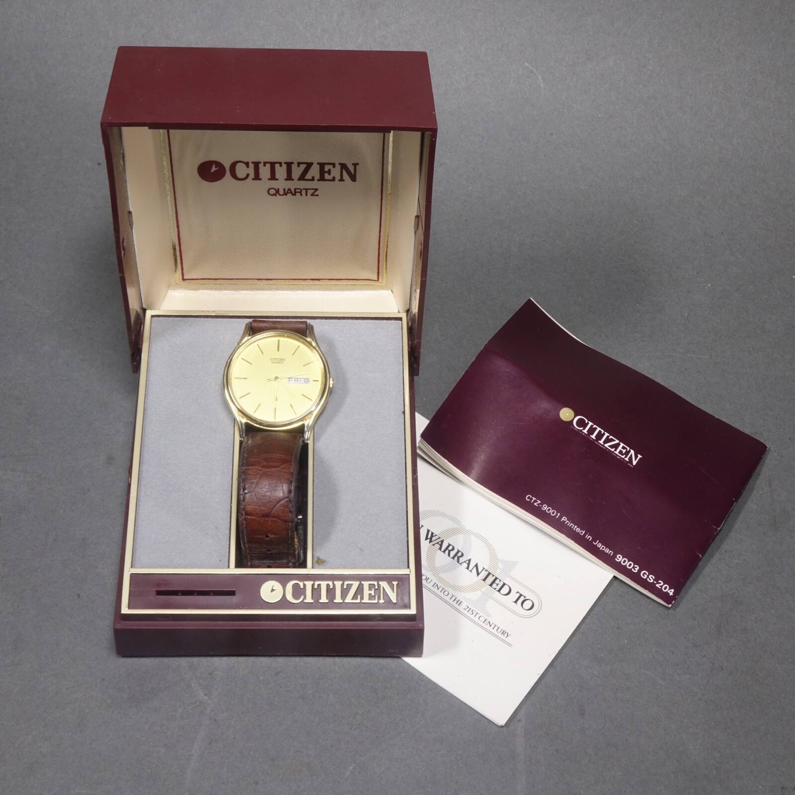 Men's Vintage Citizen Day Date Quartz Goldtone Watch P-6100 New Battery w/ Box
