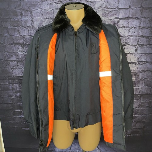 Vtg 90’s Gerber Outerwear Parka Thinsulate Police Navy Reversible Coat Vest 48R - Picture 7 of 16