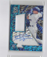 2020 Panini Spectra Neon Blue Gavin Lux Rookie Auto/Jersey #113 #'d 90/99 