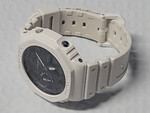 CASIO G-SHOCK Watch White Carbon Core Guard Structure GA-2100 - Picture 4 of 7