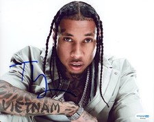 Tyga "Rack City" Rapper AUTOGRAPH Signed Autographed 8x10 Photo C ACOA Tyga "Rack City" Rapper AUTOGRAPH Signed Autographed 8x10 Photo C ACOA