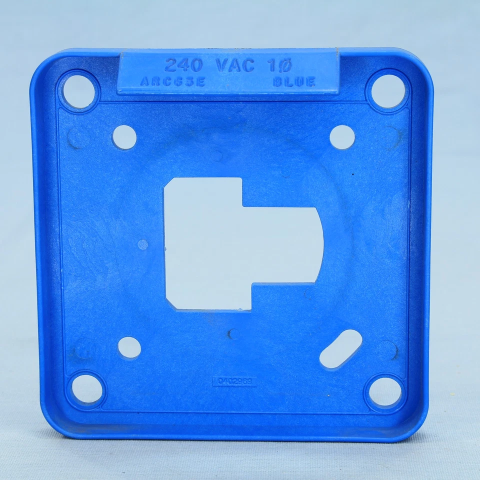 Cooper Pin & Sleeve Polarizer Plate 208Y/120 VAC ARC65C BLUE 0402971 192444 60A - Image 3 of 4