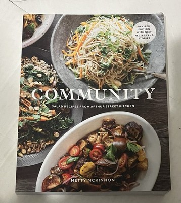 Community : New Edition by Hetty Lui McKinnon (2020, Trade Paperback) VG+