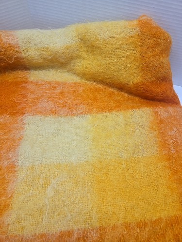 Glen Cree 100% Mohair Made In Scotland Orange Yellow Plaid Lap Blanket  72 x 44 - Picture 4 of 6