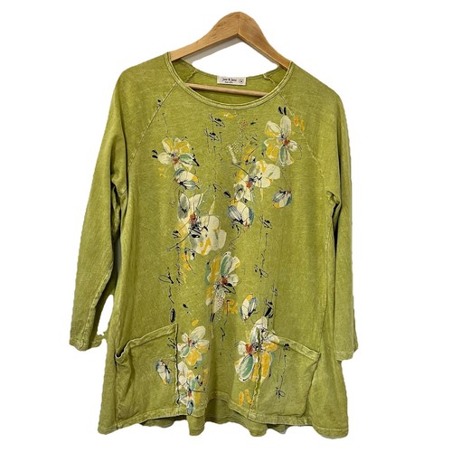 Jess & Jane Bora Bora Floral Mineral Wash Top Size M Lime Pockets Artsy Boho