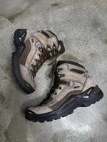 Lowa Renegade GTX Mid Hiking Boots Men’s 9.5 Brown