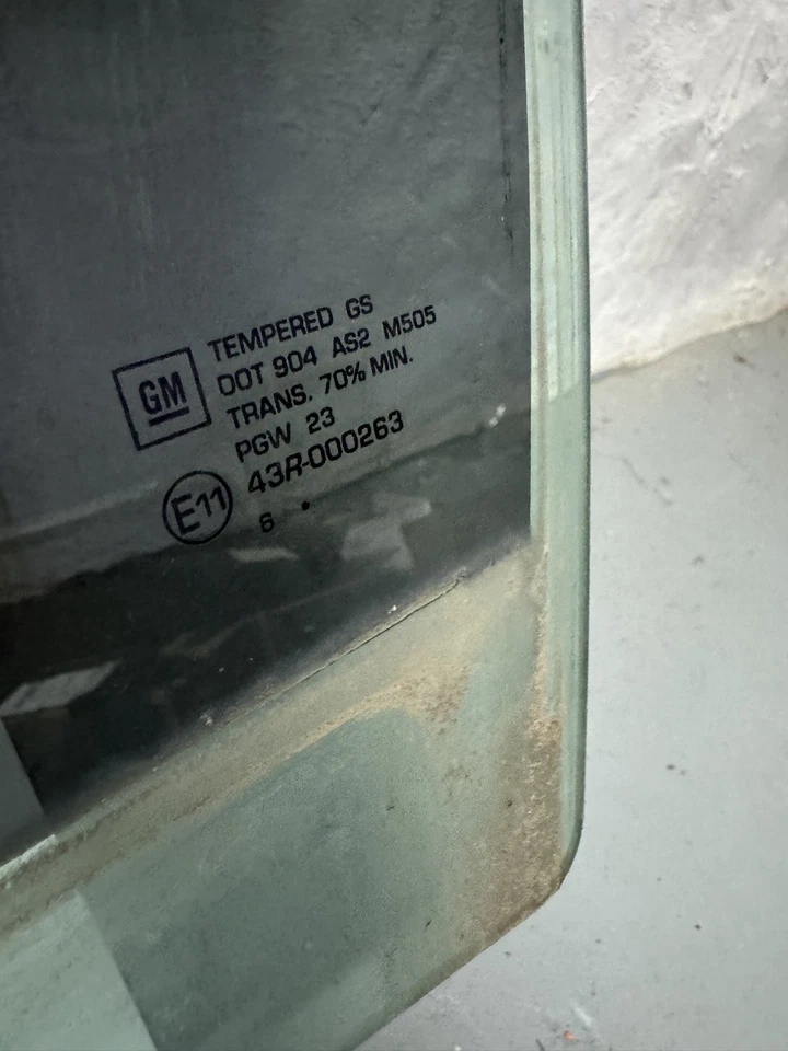 2009-2017 Chevrolet Traverse Acadia передняя левая водительская дверь стекло 43R-000263 - Изображение 2 из 3
