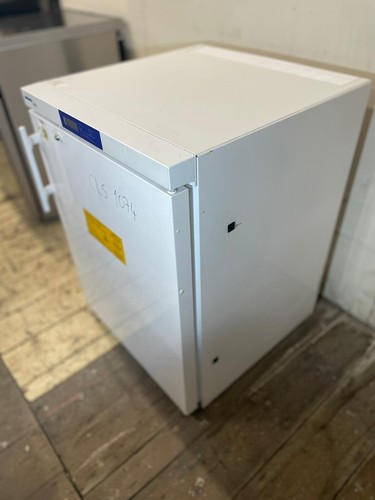 LIEBHERR LEC Under counter Lap Fridge - Picture 3 of 5
