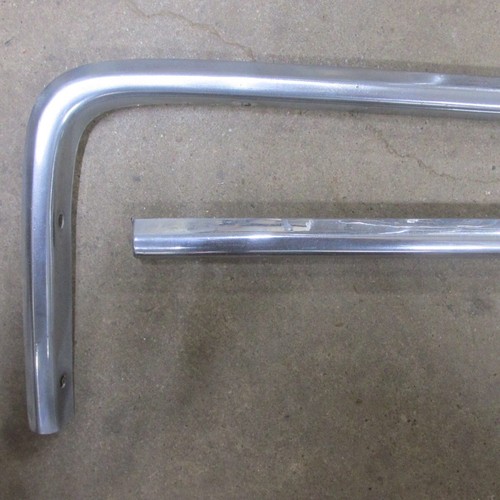 68 1968 OLDSMOBILE CUTLASS 442 ORIGINAL GM FRONT EYEBROW MOLDINGS 398274 398275 - Picture 2 of 6