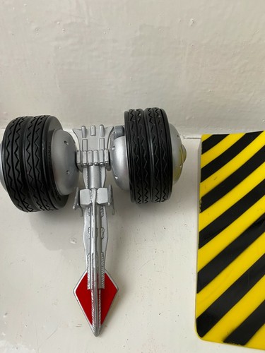 2001 BBC ROBOT WARS BOT TIL BACK JUGUETE STINGER FIGURA LOGISTIX - Imagen 3 de 7