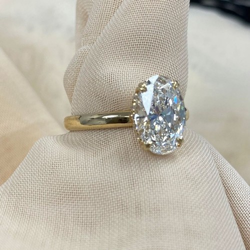 IGI 2.24 TCW D-VVS2 Oval Brilliant Cut Lab Grown Diamond Ring 14k Yellow Gold - Picture 3 of 10