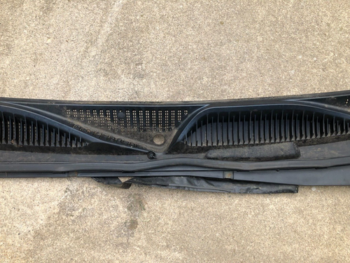Damage 99-07 Silverado Tahoe Sierra Yukon Avalanche Wiper Cowl Panel 15792701 - Picture 3 of 8