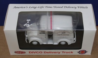 American Heritage 1:43 50s Divco Milk Truck Diecast Dog