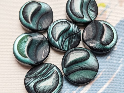 tolle Kunststoff-Knöpfe - wie Paua / Abalone - 2 Größen zur Wahl - Picture 8 of 8