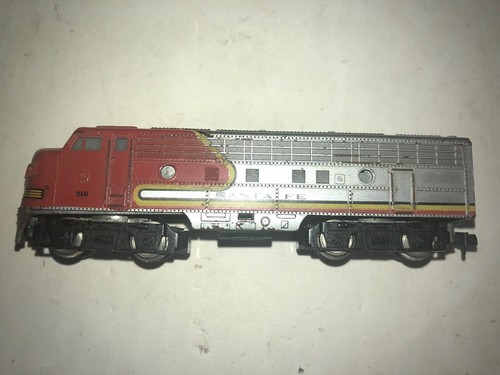 TRIX N Scale Diesel Locomotive. For Parts Or Repair Only. - Picture 2 of 6