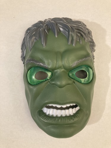 Hulk Mask W/ Flashing Light Eyes For Kids New Excellent Condition Strap Missing - Picture 1 of 14