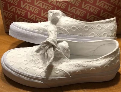 vans authentic knotted cotton lace