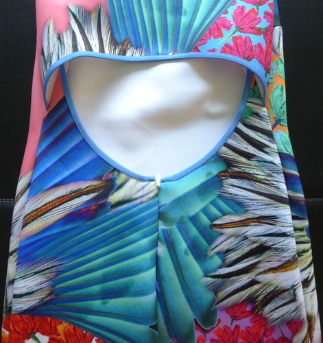 CLOVER CANYON Carnival NEOPRENE DRESS M BODYCON Open Back SCUBA Feathers RARE ! - Picture 8 of 9