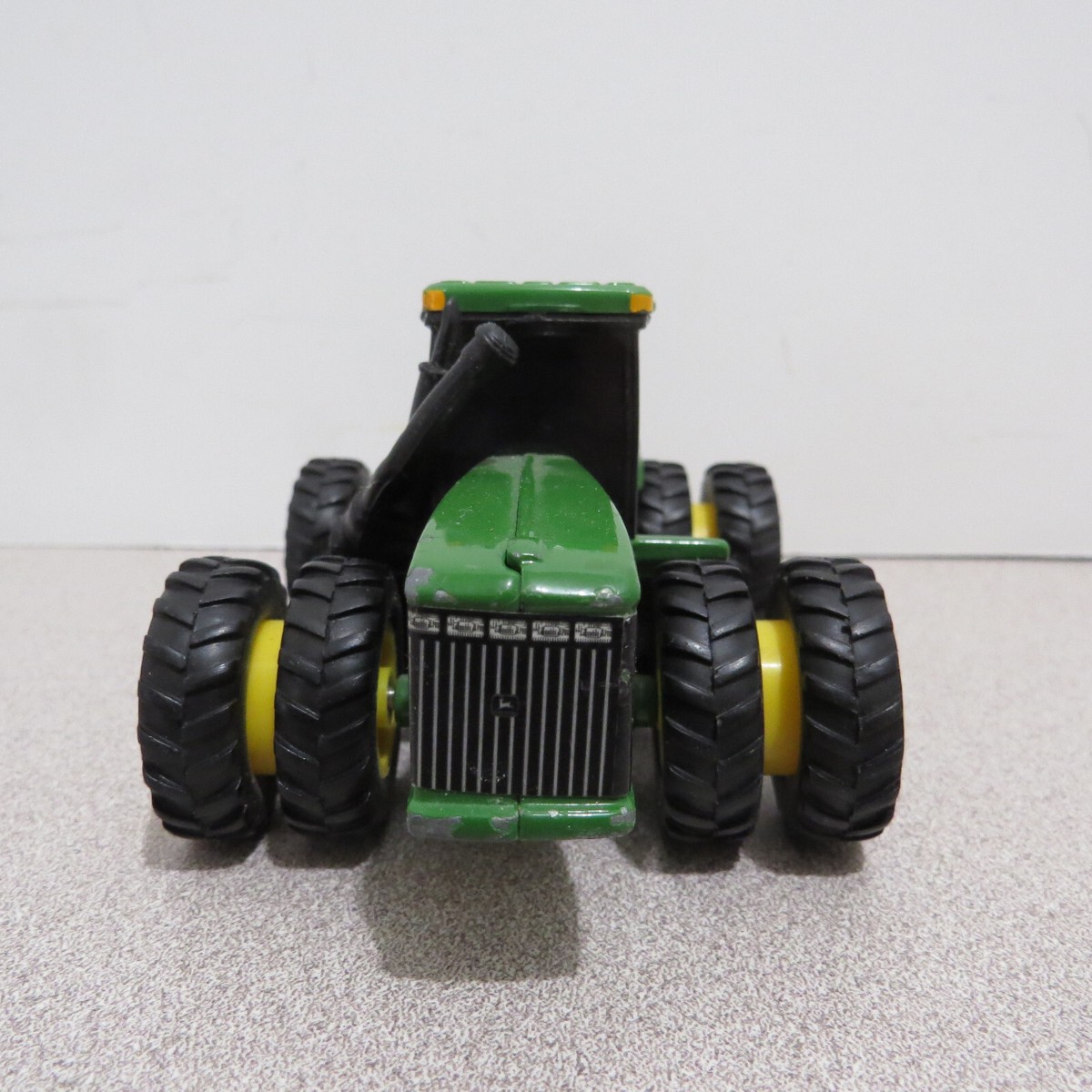 1/64   トラクター約75台セット 60-1878_grande.jpg?v=1741809265