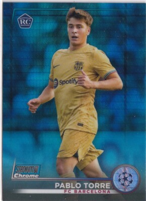 2022-23 Stadium Club Chrome UEFA Blue Prism Refractors #32 Pablo Torre Barcelona