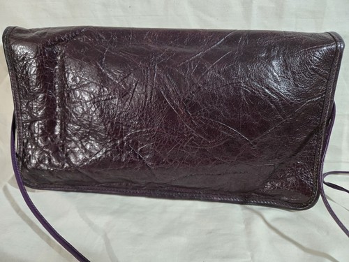 Vintage Carlos Falchi The Buffalo Snakeskin Burgundy Crossbody Shoulder Bag  - Foto 5 di 15