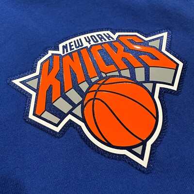 Nike New York Knicks Men's NBA Showtime Dri-Fit Full-Zip