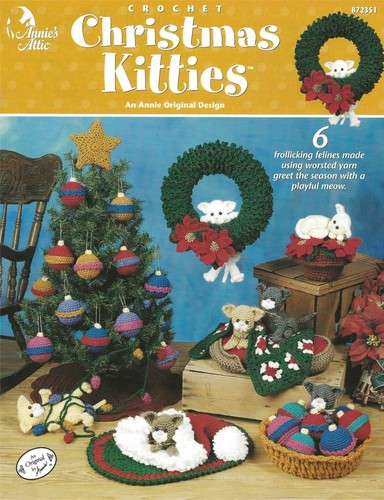 Christmas Kitties Crochet Wreath Poinsettia Santa hat Tree Skirt Light Garland - Picture 1 of 2