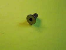 1 NOS OEM Harley Davidson 8-32 x 3/8" Hex Socket Flat Countersunk Screw P/N 2548