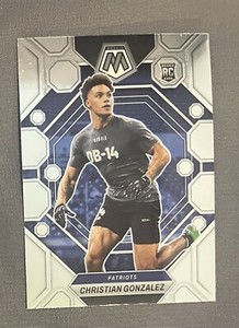 2023 Panini Mosaic - Rookies Silver Prizm #300 Christian Gonzalez (RC)