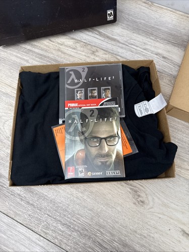 Half-Life 2 Collector's Edition PC DVD Big Box W/ PRIMA Official Hint Book Shirt - Picture 9 of 13