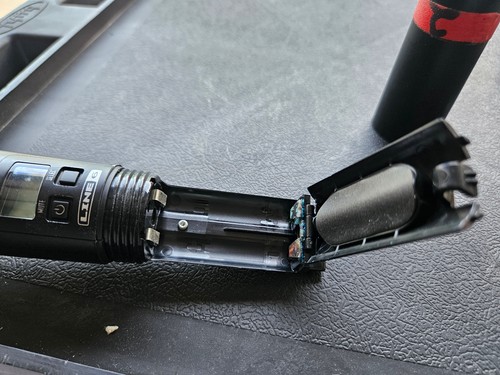 Line 6 XD-V70 2.4GHz Digital Wireless Microphone System w/ Handheld *READ* - Picture 21 of 22
