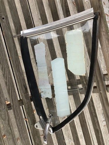 1970-76 Plymouth DUSTER REAR 1/4 POP OUT WINDOW Quarter Glass Nostalgia Vintage - Picture 5 of 7