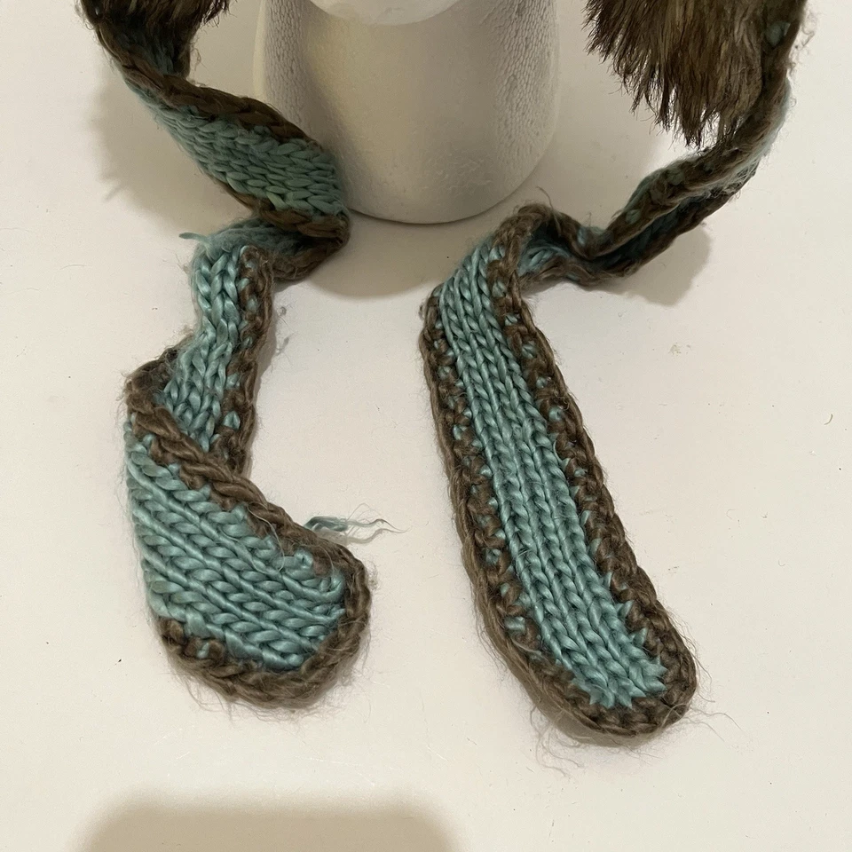 Sombrero de invierno tejido azul acrílico pistilo con correa para la barbilla talla única adulto piel sintética Foto 3 de 4